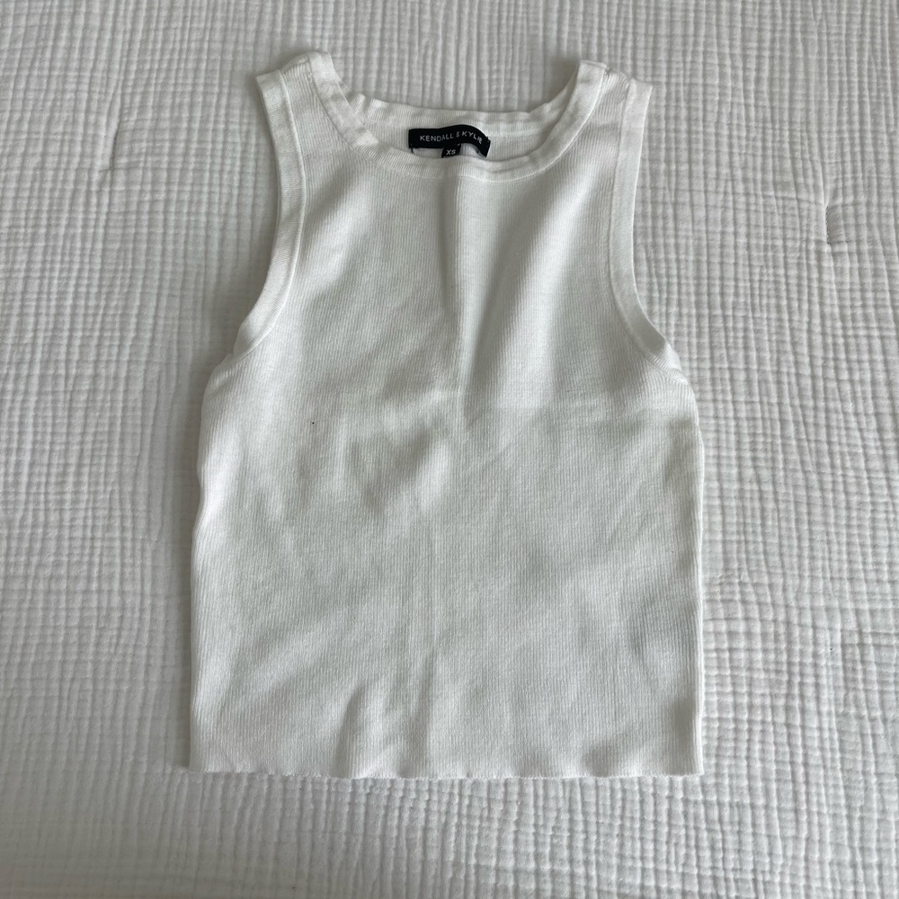 Kendall & Kylie white tank